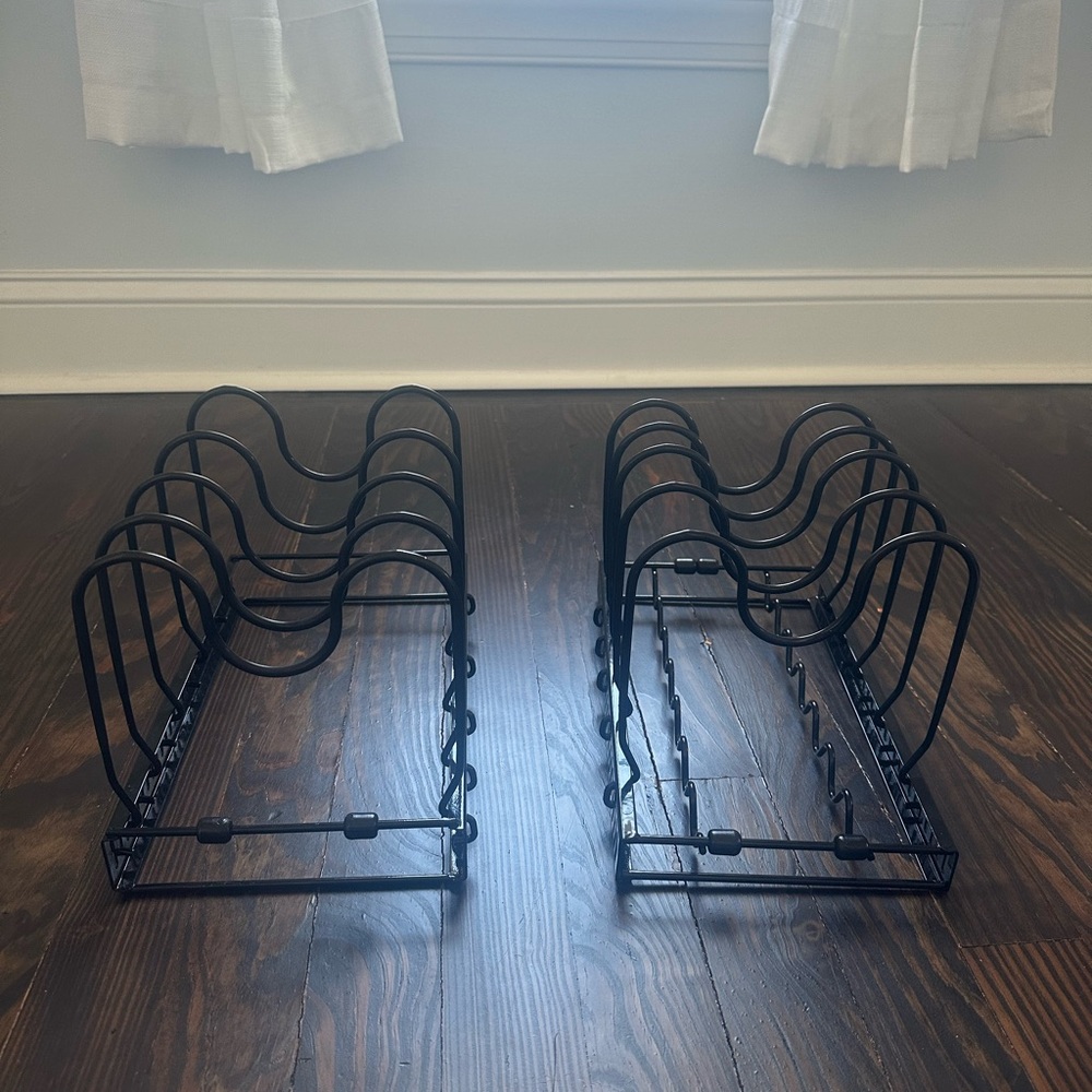 🌸 3/$20 DONATION CLEAR OUT 🌸 Two 12” Pots and Pans Racks